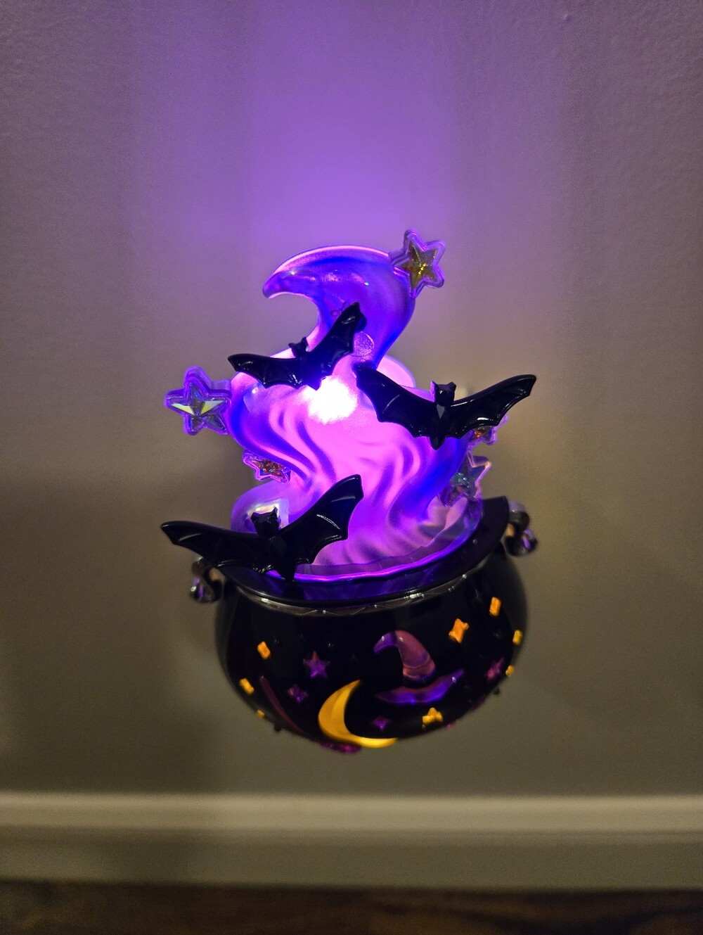 Bath & Body WhiteBarn Halloween Encrusted CAULDRON NIGHTLIGHT PLUG IN WALLFLOWER - Picture 5 of 5